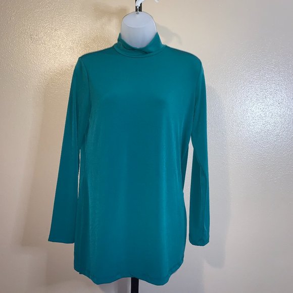 A463124** Susan Graver Every Day Petite Liquid Knit Mock-Neck Tunic - Picture 1 of 3